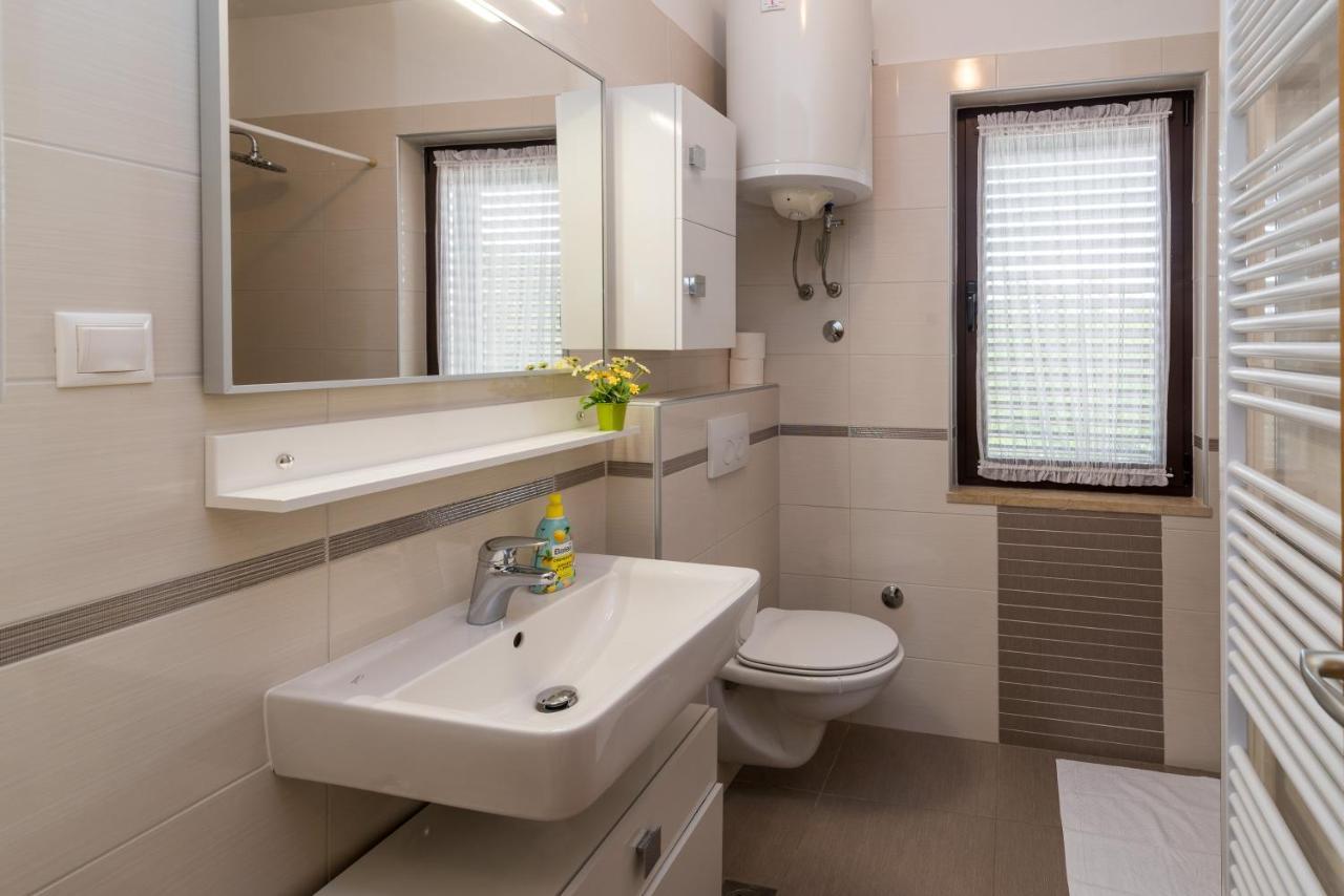 Apartman Ana Bajcici ภายนอก รูปภาพ